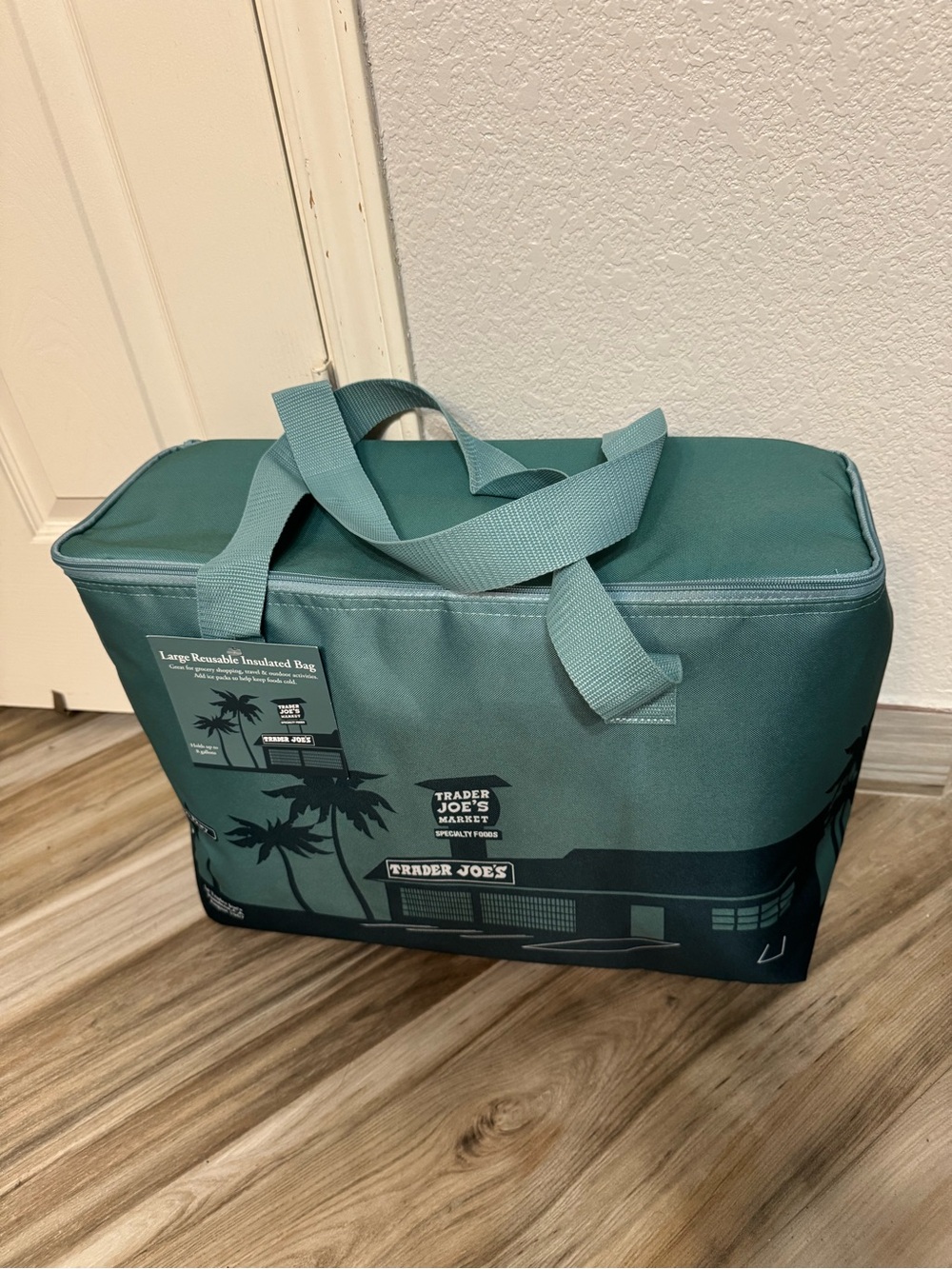 Trader Joe's Teal Insulated Grocery Tote - Picture 3 of 5